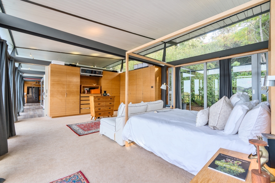7 Bedroom Property for Sale in Valley Area Western Cape